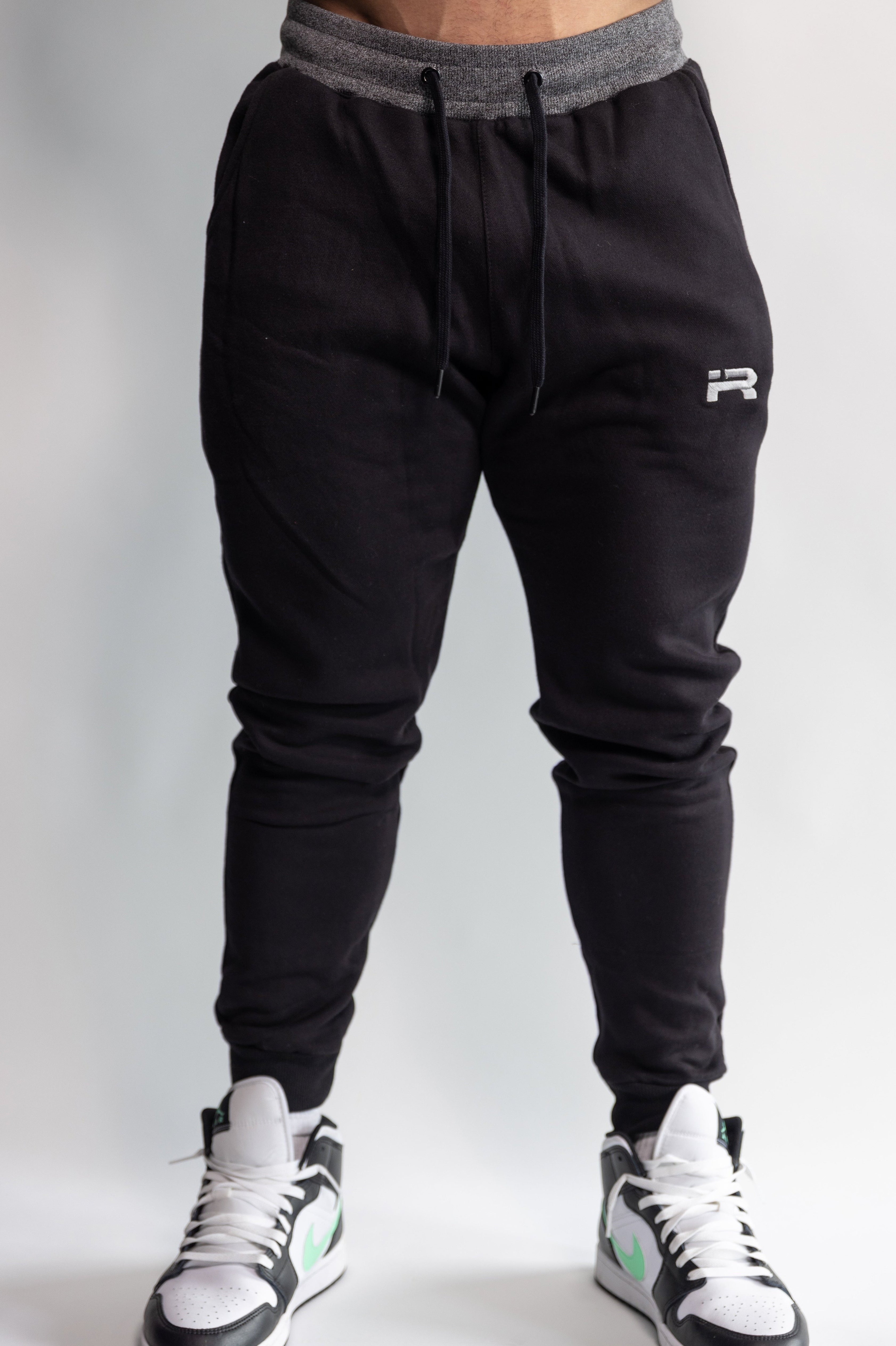 Revive Jogger (Black)